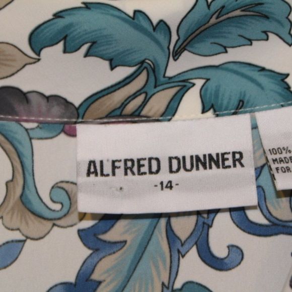 Vintage Alfred Dunner Paisley Tie-Neck Blouse - Picture 2 of 3
